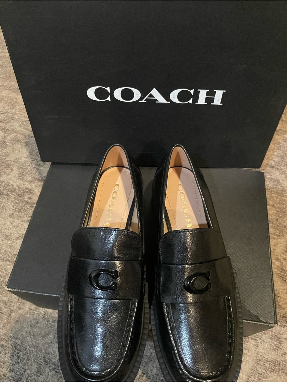 Leah Coach Black Leather Lug-Sole Penny Loafers size 6 NIB WOMEN’S - Picture 2 of 4